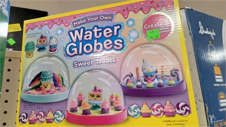 Creativity For Kids Make Your own Water Globes