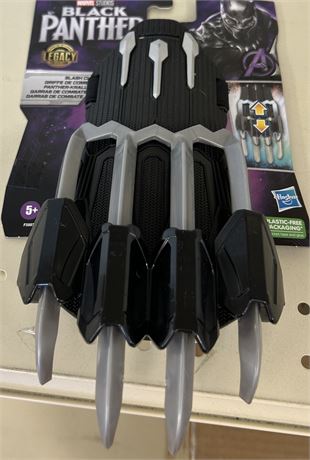 Black Panther Retractable Claw