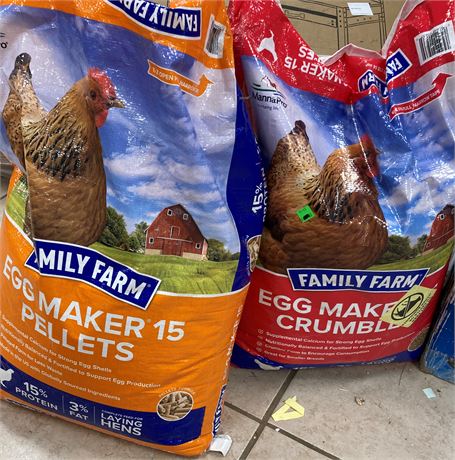 Lot of (TWO) Mannapro 40 lb bags of Chicken Feed
