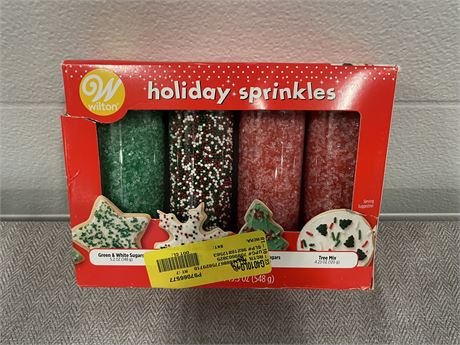 Wilton Traditional Mix Holiday Sprinkles Mega Set of 4, 19.3 oz