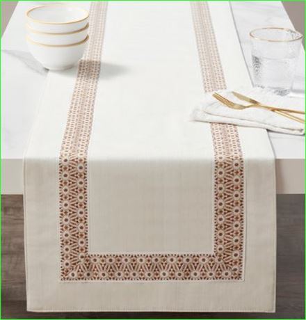 Sofia Home Polyester Jacquard 14x90 Table Runner, Cream