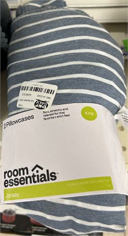 Room Essentials pillowcases, 2 pack