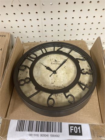 Firsttime 8 inch Small Wall Clock