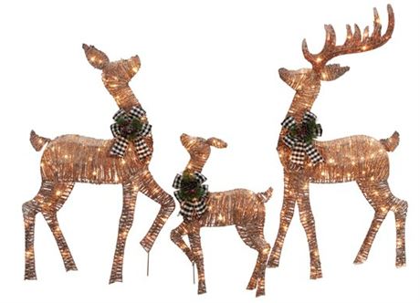 Holiday Time Rattan Look Deer Family **BOX SHOWS WEAR BUT ITEM OKAY