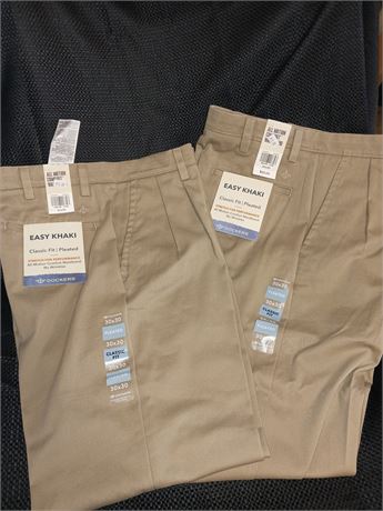 2 pairs Dockers Easy Khaki Classic Fit Pleated Size 30x30