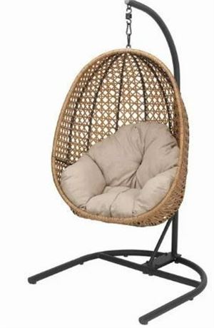 Better Homes and Gardens Lantis egg Chair **Small Flaw with one of the strands s