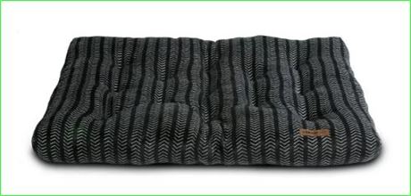 Vibrant Life Tufted Pillow Pet Bed, Black, 38x48