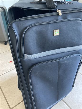 Protégé 2 piece upright soft side suitcase set, 28" and 18"