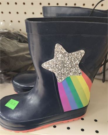 Girls size 7/8 snow/rain boots