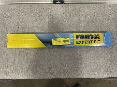 Rain-x Expert Fit Rear Wiper Blade 13 Replacement 13 - MC - 850031