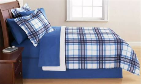 Mainstays 6 piece Blue Plaid bed in a bag, Twin