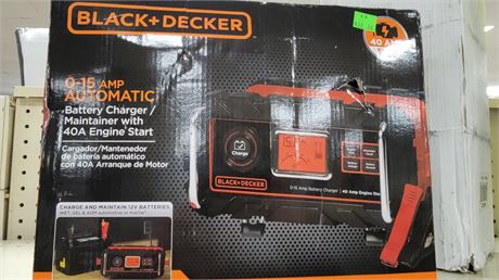 Black and Decker 0-15 Amp Automatic Battery Charger/Maintainer with 40 amp engin