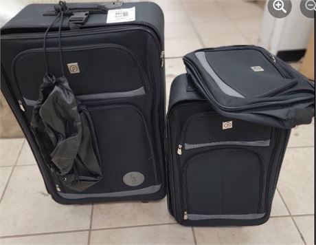 Protege 3 piece Suitcase set