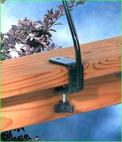 More Birds 13-inch Clamp-on Deck Hook for Bird Feeders, Black