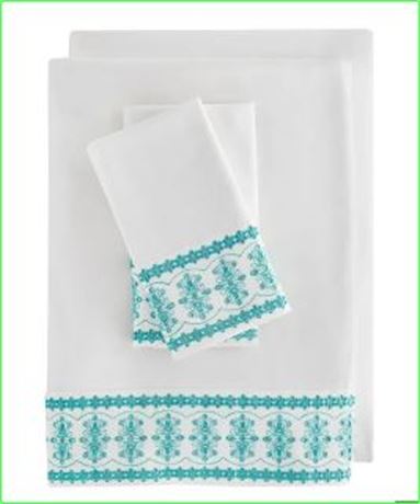The Pioneer Woman 300 TC Floral Eyelet Sheet Set, Teal, Queen, 4-Pieces