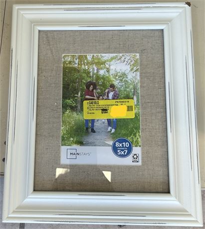 Mainstays 8 x 10 Matted to 5 x 7 White Distressed Picture Frame