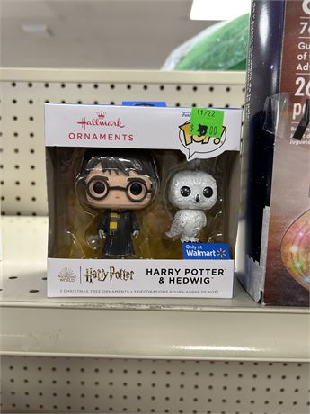Hallmark Ornaments Harry Potter and Hedwig