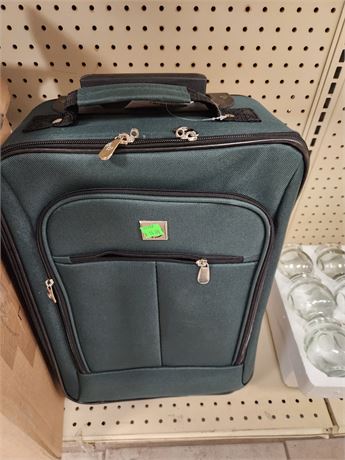 Protégé 18 inch Carry on Luggage, green