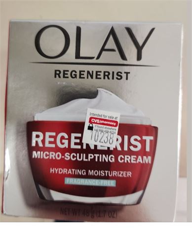 Olay Regenerist Micro-Sculpting Cream Face Moisturizer with Hyaluronic Acid & N