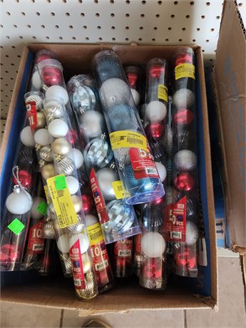 Lifetime supply of Christmas bulbs! Approximately 500 various sizes