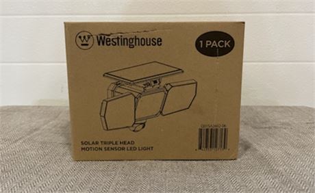 Westinghouse 2000 Lumen LED Triple Head Solar Security Light