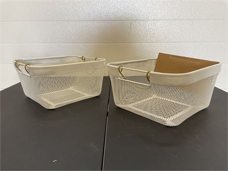 Lot of (2) 8"x8" White Wire Baskets