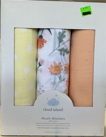 Cloud Island Muslin Blankets